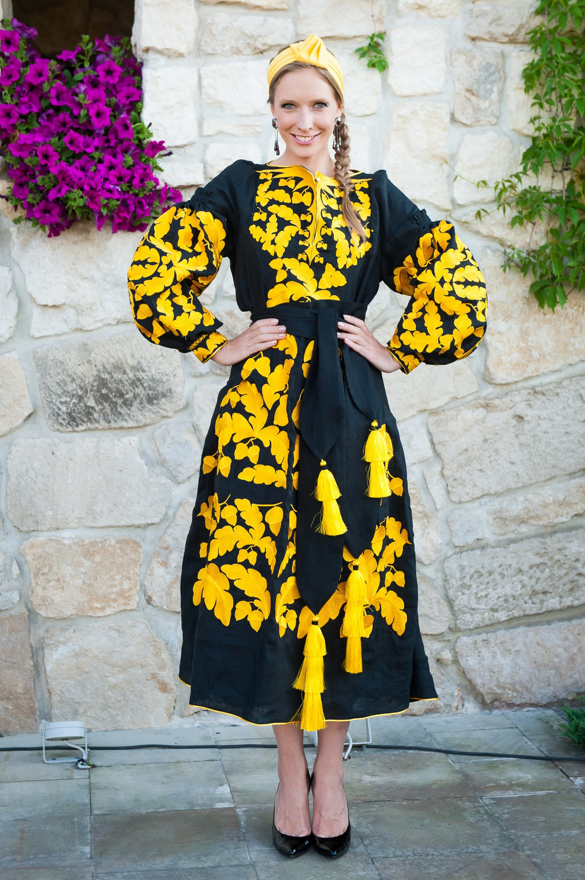 День вишиванки 2018 - українським красуням до лиця національне вбрання - фото 384676