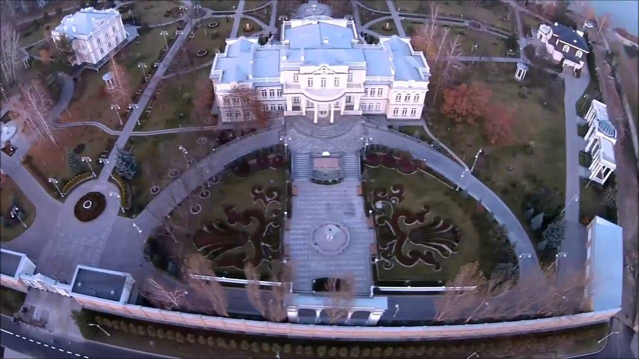Лакшери: Порошенко предлагает гостям пожить у себя дома во время финала Лиги чемпионов - 382513 Лакшери: Порошенко предлагает гостям пожить у себя дома во время финала Лиги чемпионов - фото 382513