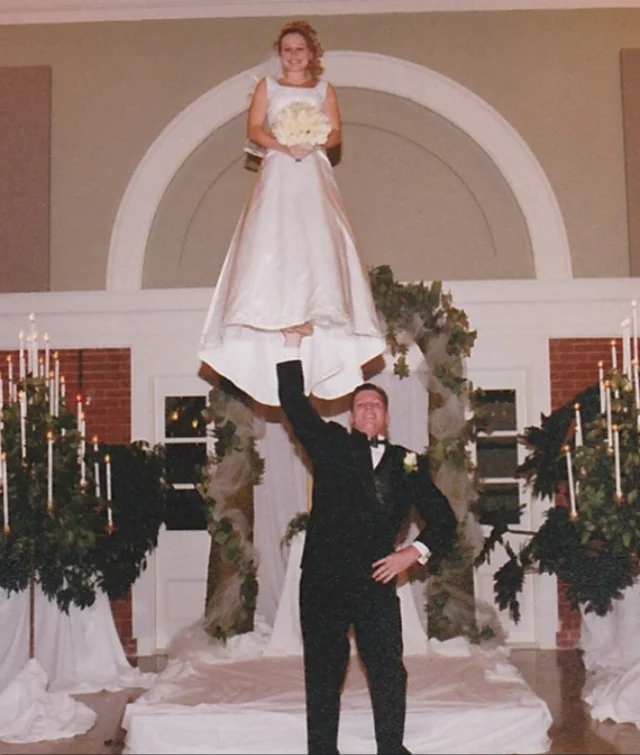 Непутевые свадебные фото, которые стыдно показать друзьям и родным - фото 383124
