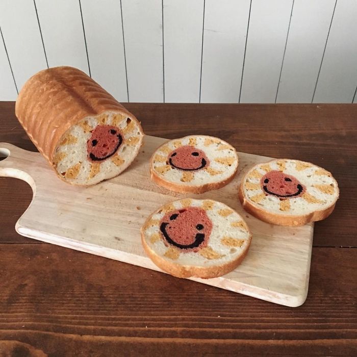 Японка выпекает хлеб с рисунками сына и не только, и этой красоте точно место в музее - фото 387018