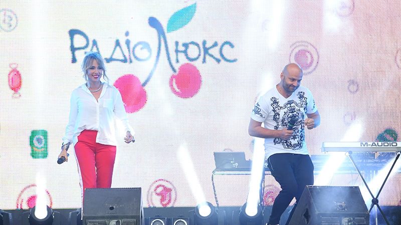 Люкс ФМ приглашает на безумные звездные концерты LuxFMPartyTou - фото 390881