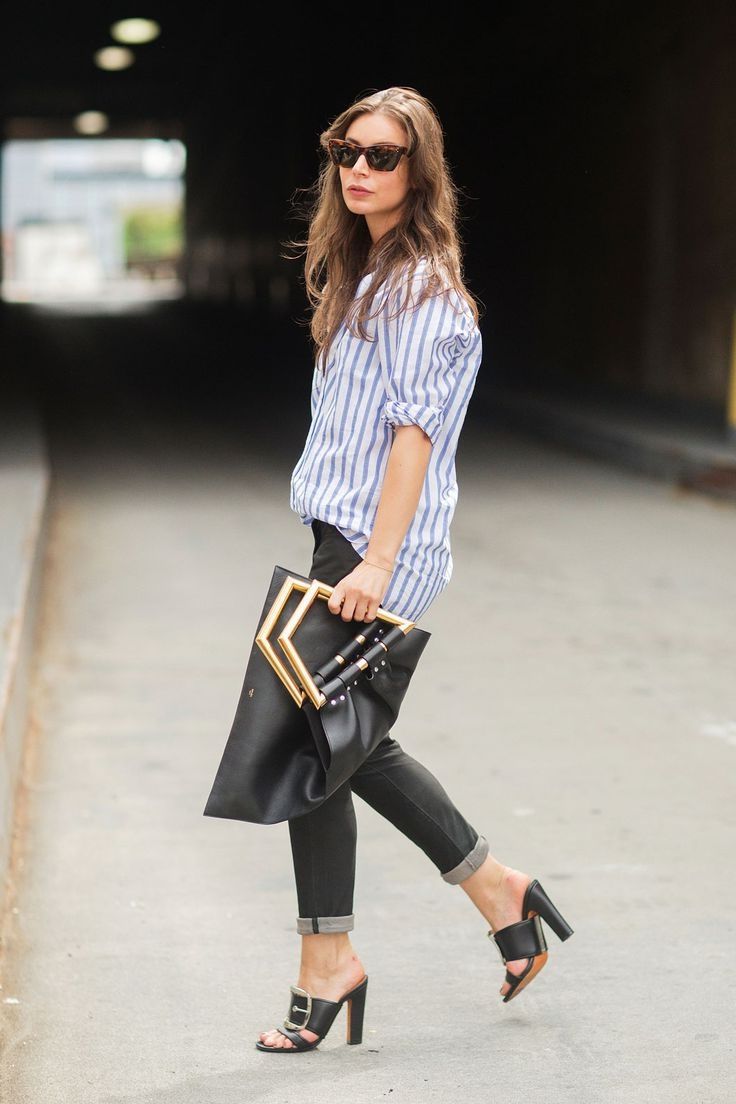 Street style-поради: з чим носити мюлі в цьому сезоні - фото 388067
