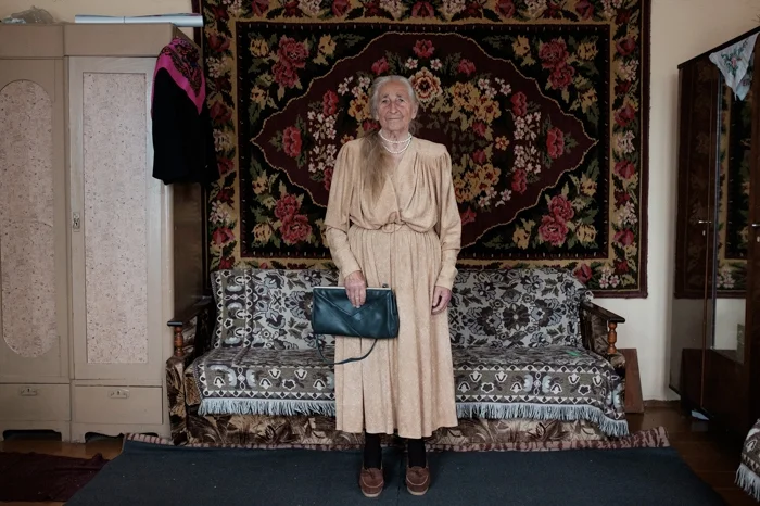 Королева стиля: 91-летняя бабушка из Беларуси покорит вас своей одеждой - фото 388252
