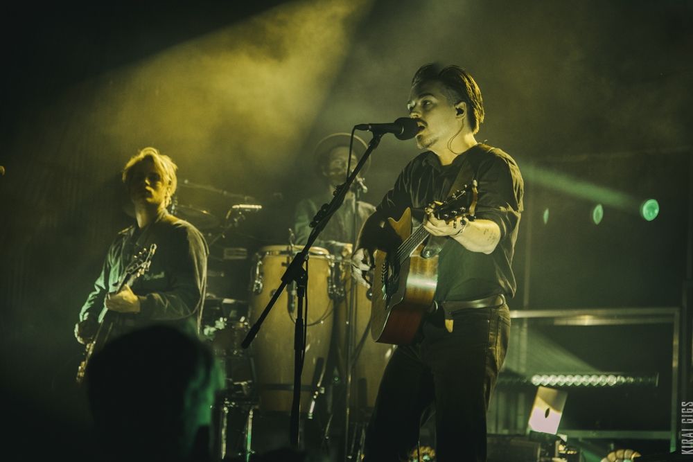 Немцы и танцы: как выступили Milky Chance в Киеве - фото 388459