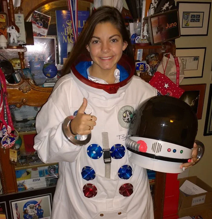 Ця дівчина може стати першою людиною, яка полетить на Марс - фото 392689