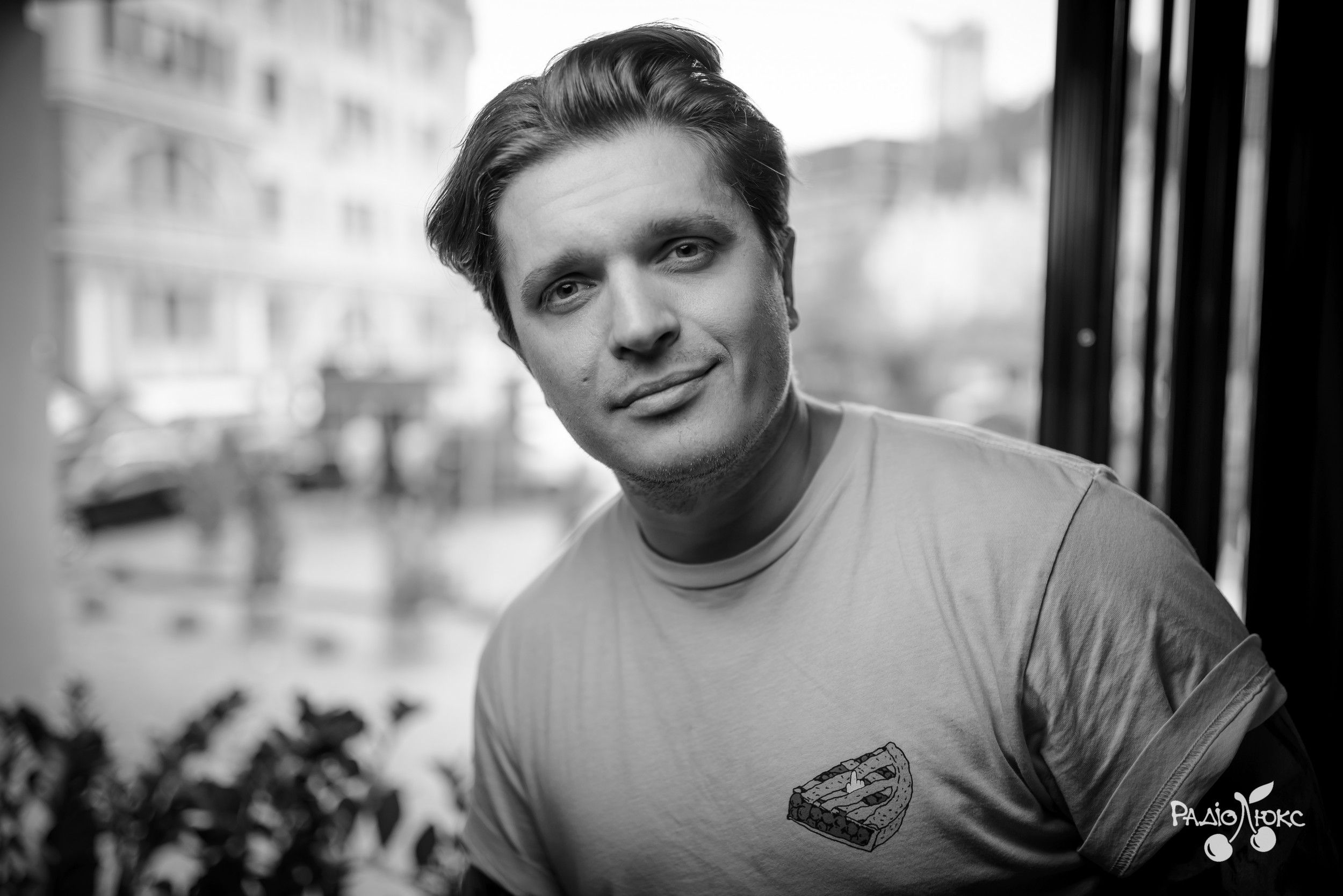 Анатолий Анатолич о заработке в Instagram, заначке от жены, дочках и 'Шмотки ШО' - фото 393236