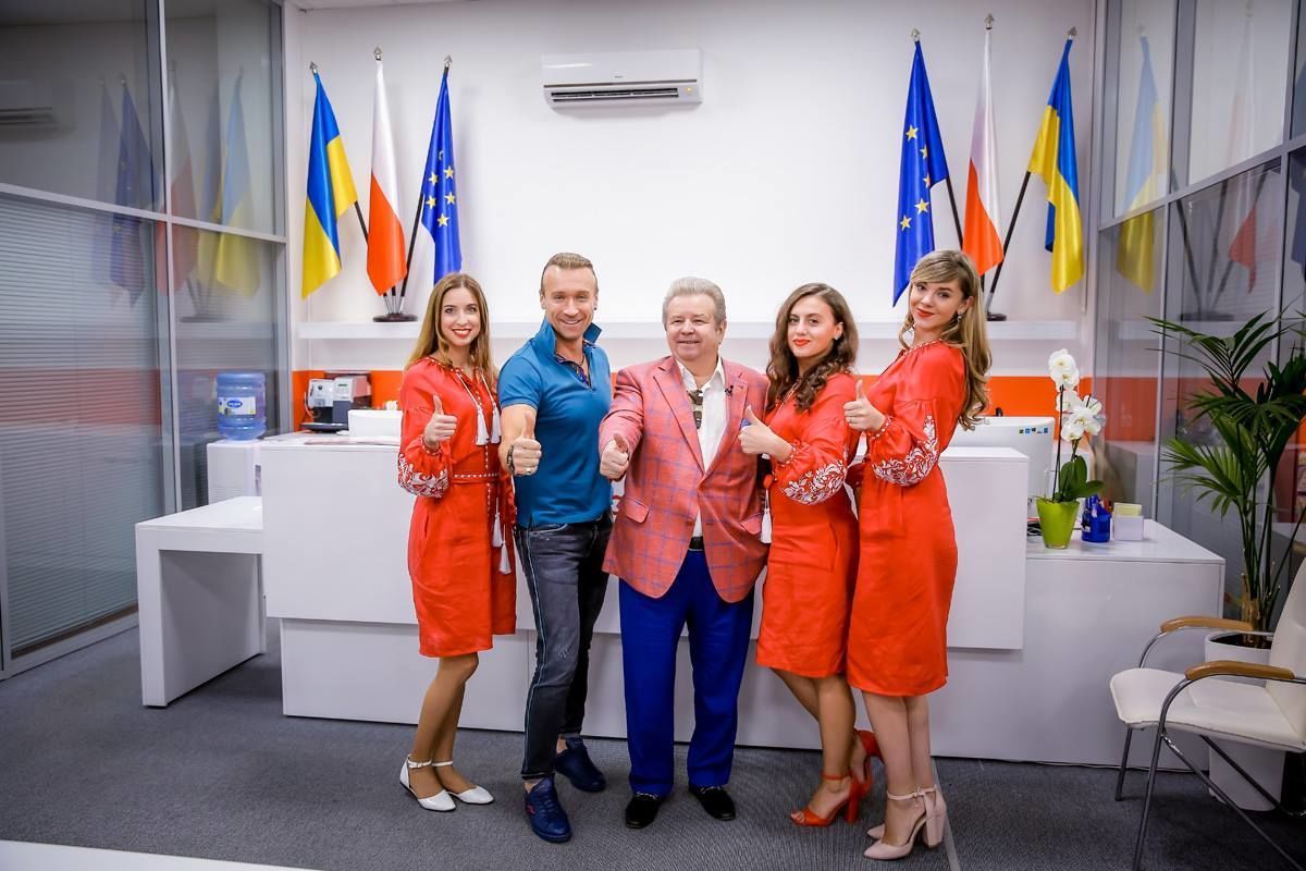 'Юний орел' вирішив хайпонути, тому зробив очільника 'вовчиць' викладачем свого ВУЗу - 393863 'Юний орел' вирішив хайпонути, тому зробив очільника 'вовчиць' викладачем свого ВУЗу - фото 393863