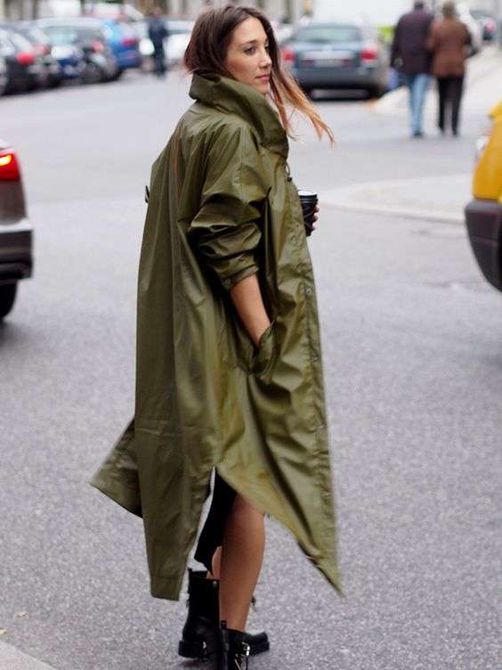 Что нам дождь: стильные дождевики, которые защитят модниц от непогоды - фото 394685