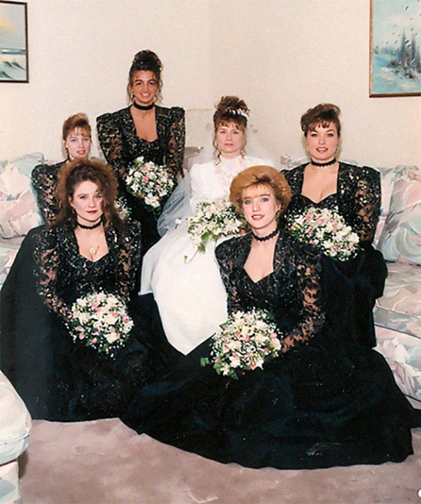 Эти сумасшедшие винтажные платья подруг невесты заставят вас хорошенько посмеяться - фото 396376