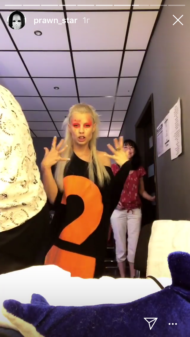 Die Antwoord в Киеве: что постят шокирующие исполнители в своих Instagram-аккаунтах - фото 396743