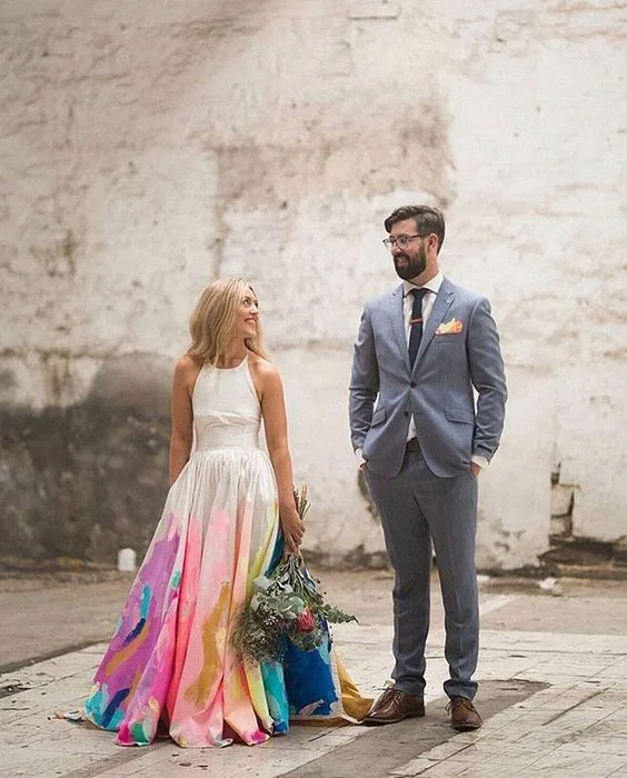 Свадьба 2018: роскошные платья для невесты нестандартных цветов - фото 398853