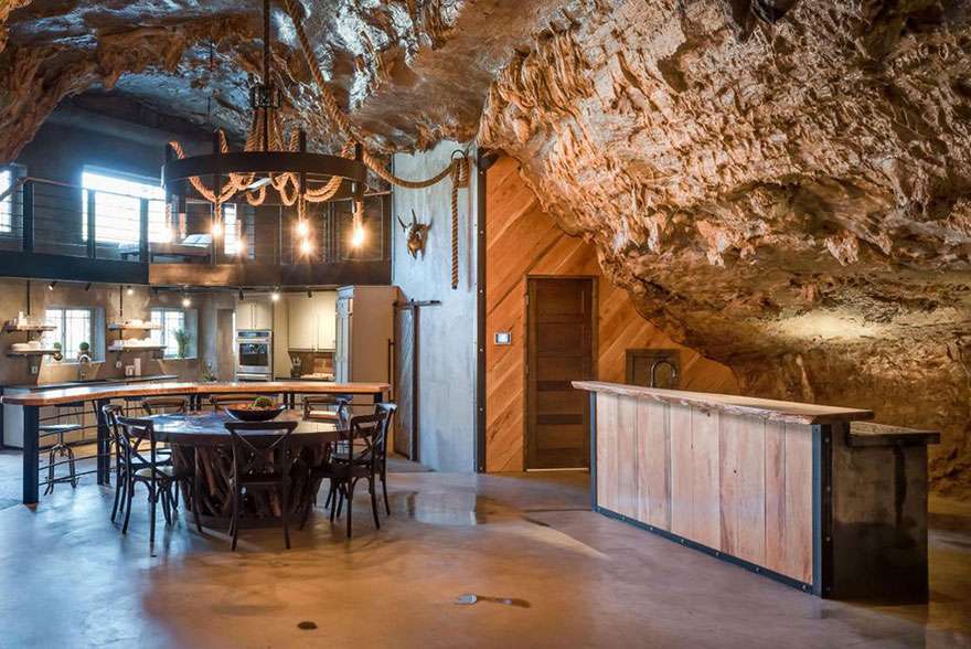 В Штатах продают пещерный дом, и это самое роскошное сооружение, которое вы видели - фото 399576