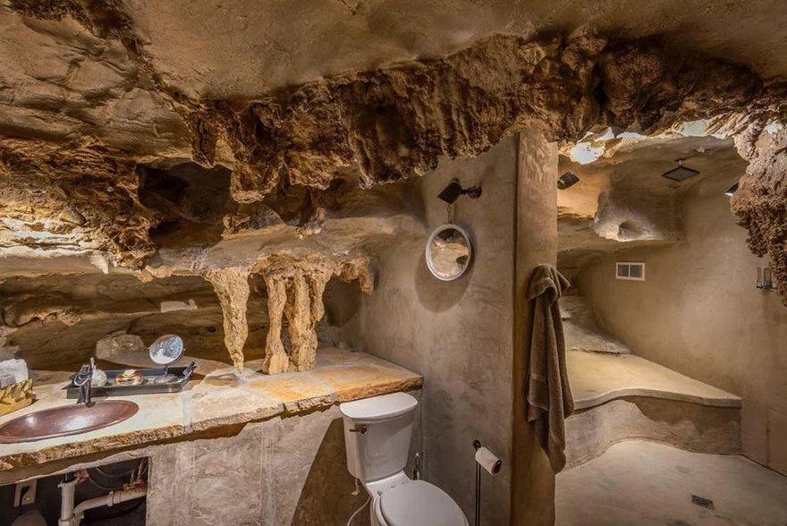 У Штатах продають печерний будинок, і це найрозкішніша кам'яна споруда, яку ви бачили - фото 399581