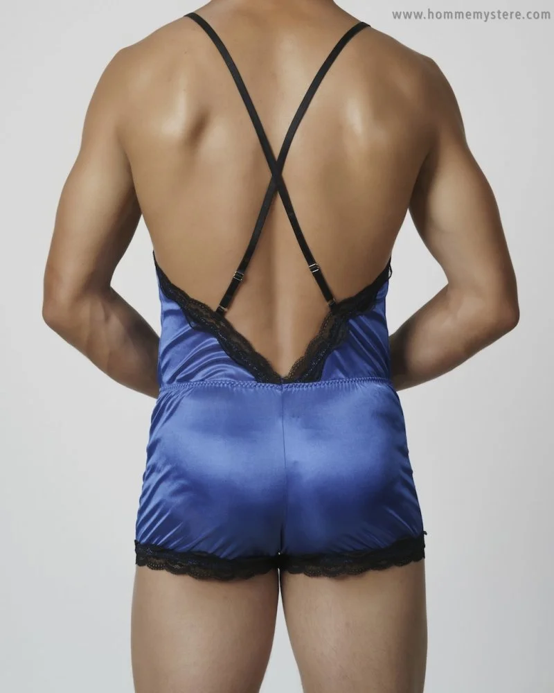 Австралійський бренд шиє ажурні та атласні бюстгальтери для чоловіків - фото 400080