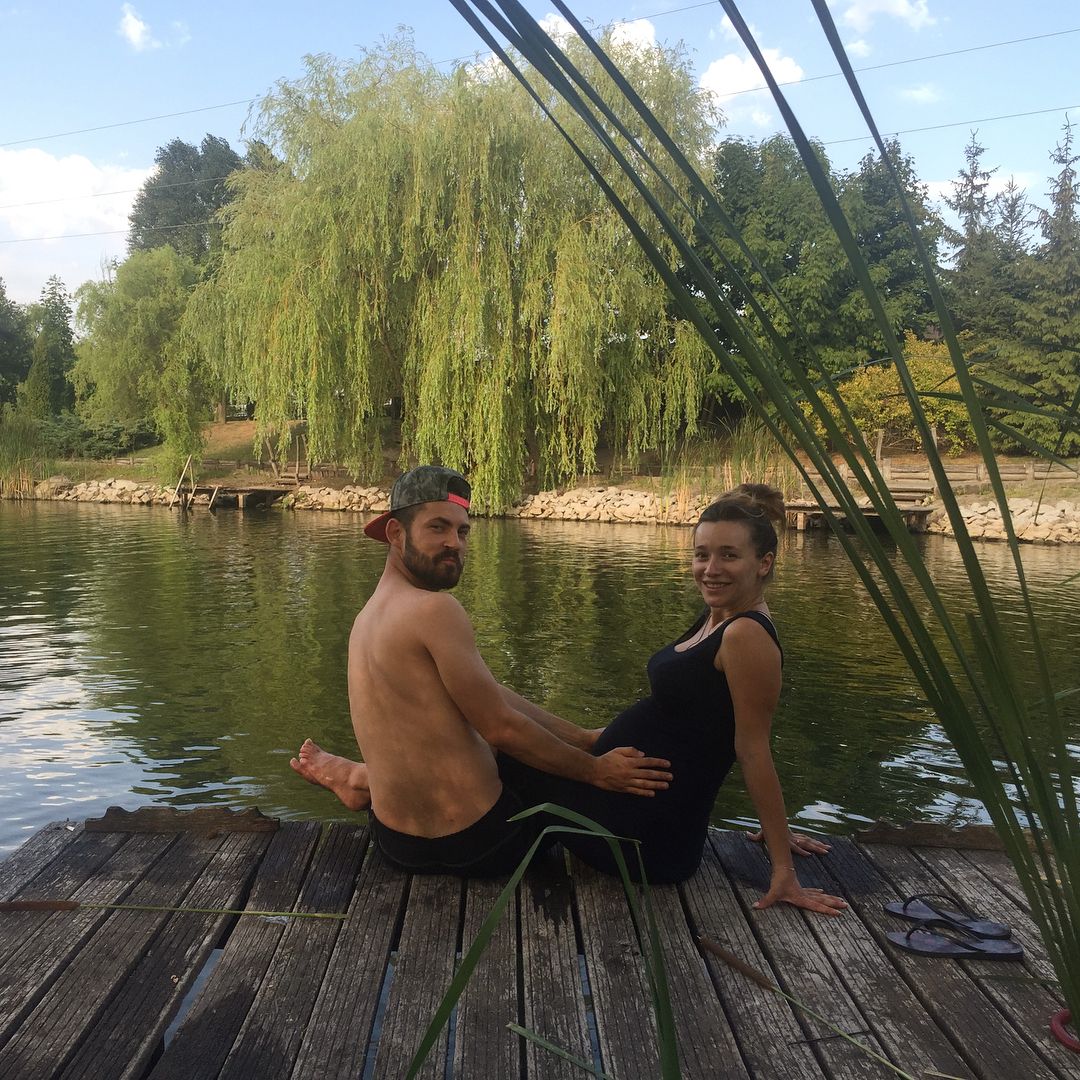 Сім'я Бєднякових святкує річницю весілля і доводить, що вони - шалена та кумедна сімейка - 400103 Сім'я Бєднякових святкує річницю весілля і доводить, що вони - шалена та кумедна сімейка - фото 400103