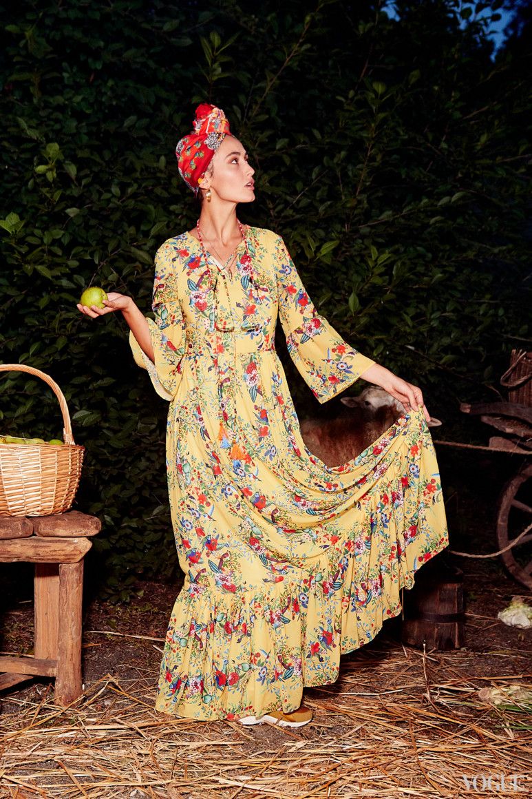 Уличный стиль и наряды звездных гостей на Ukrainian Fashion Week - фото 400722