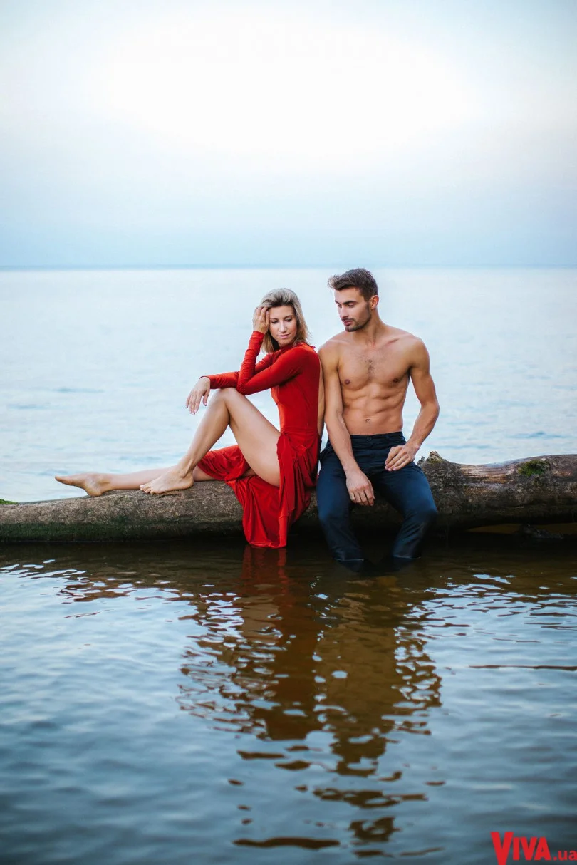 Анита Луценко и её партнер по 'Танцы со звездами' поразили страстным и горячим фотосетом - фото 401072