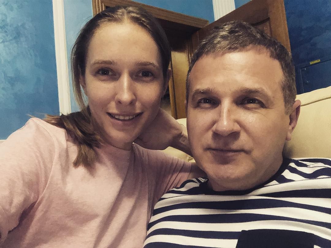 15 случаев, когда естественная красота Кати Осадчей поражала нас больше, чем ее шляпки - фото 402573