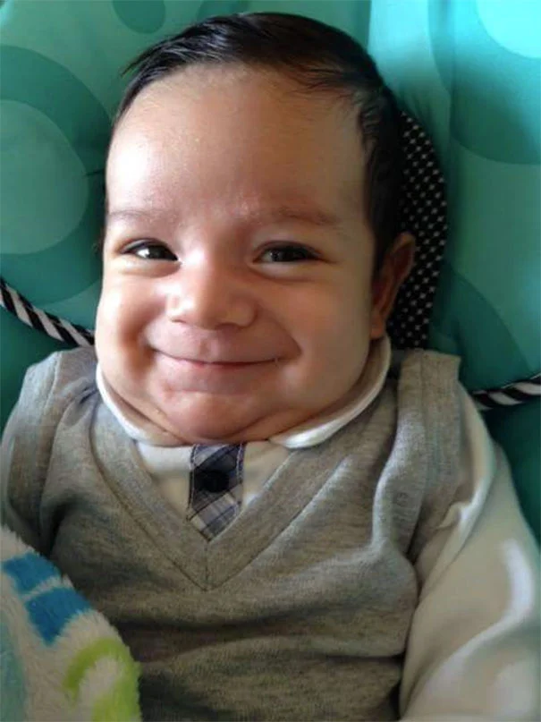 Щасливі батьки показали, що їхні малюки не такі чарівні, як діти з реклами - фото 403683
