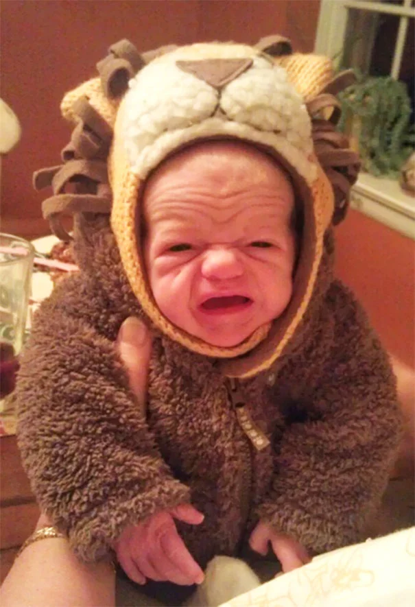 Щасливі батьки показали, що їхні малюки не такі чарівні, як діти з реклами - фото 403703