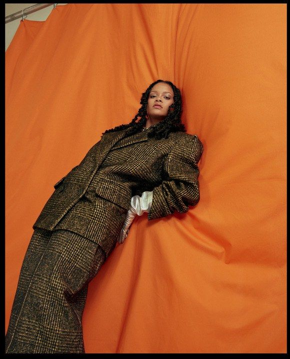 Как всегда стильная Рианна и ее новая фотосессия для журнала Allure - фото 403784