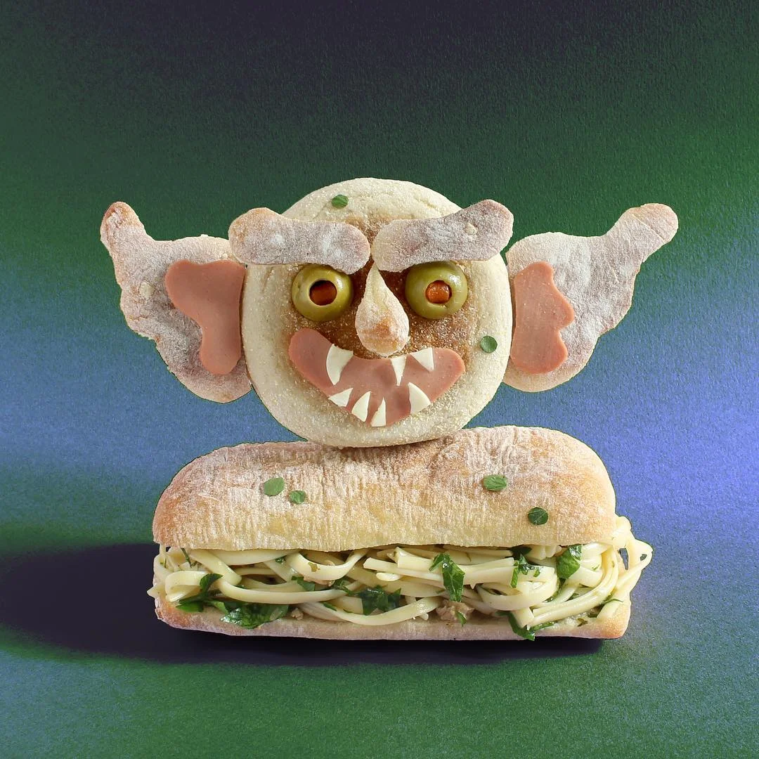 І їсти шкода: талановитий художник створює няшних монстриків із простого хліба - фото 403838