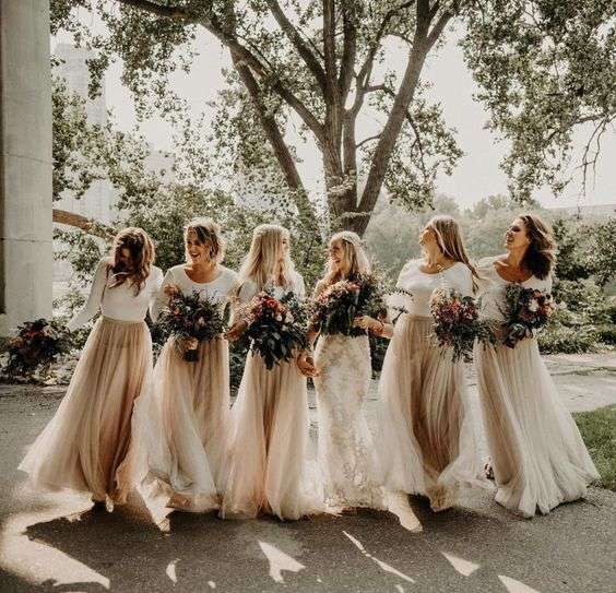 Свадьба 2018: изысканные платья для подруг невесты - фото 404240