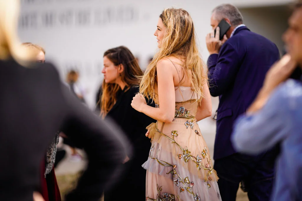 Образ дня: Блейк Лайвли в роскошном платье от Dior - фото 405175