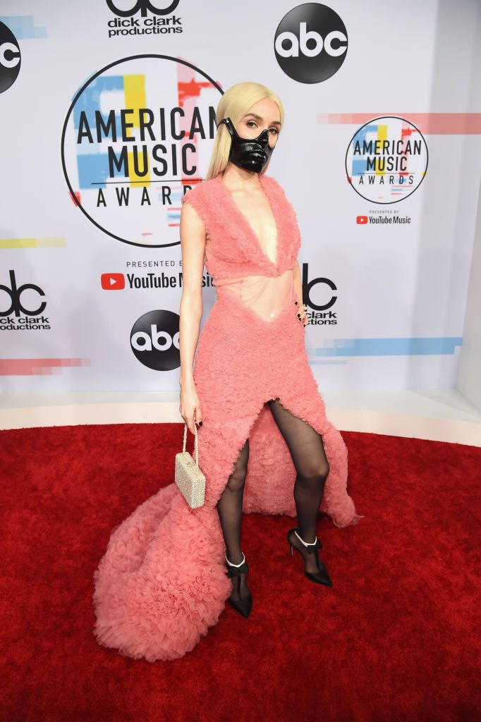 American Music Awards 2018 - звезды во всей красе на красной дорожке премии - 407349 American Music Awards 2018 - звезды во всей красе на красной дорожке премии - фото 407349