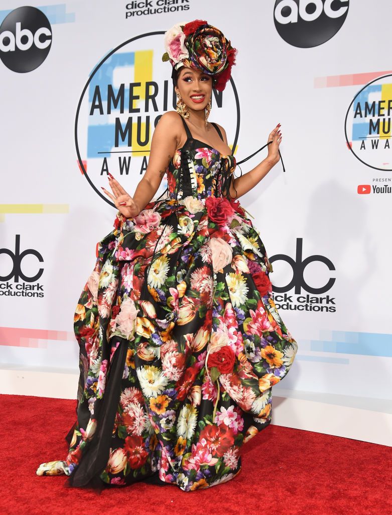 American Music Awards 2018 - звезды во всей красе на красной дорожке премии - 407362 American Music Awards 2018 - звезды во всей красе на красной дорожке премии - фото 407362