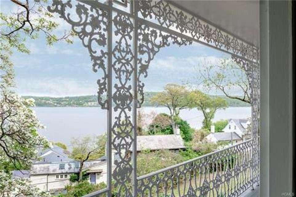Скарлетт Йоганссон купила неймовірний будинок з видом на річку - так жити захоче кожен - фото 407786