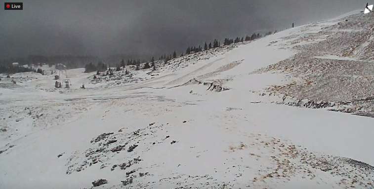 Острим лыжи: склоны горы Драгобрат засыпало снегом - фото 409811