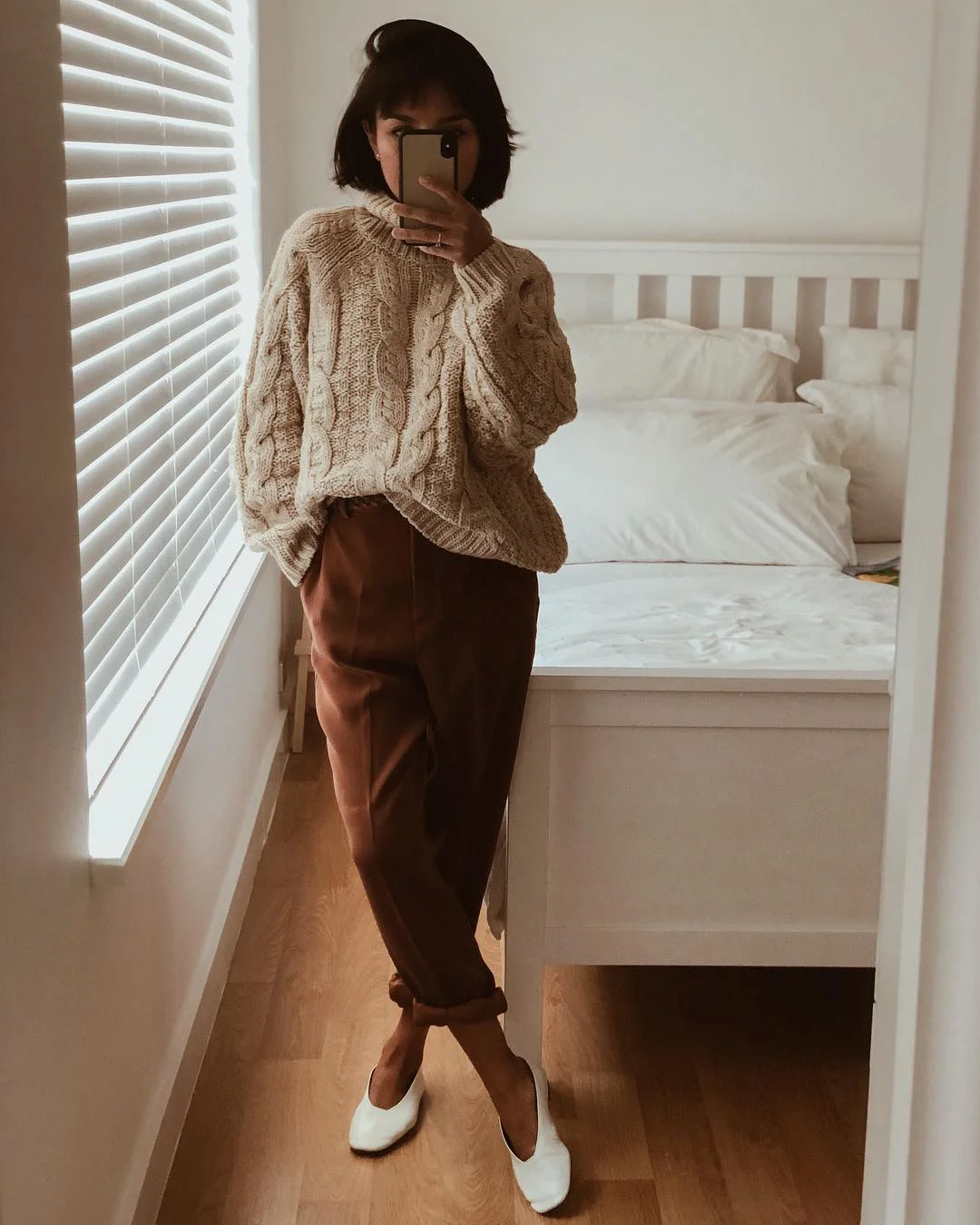 10 варіантів з Instagram, як стильно носити светр - фото 411613