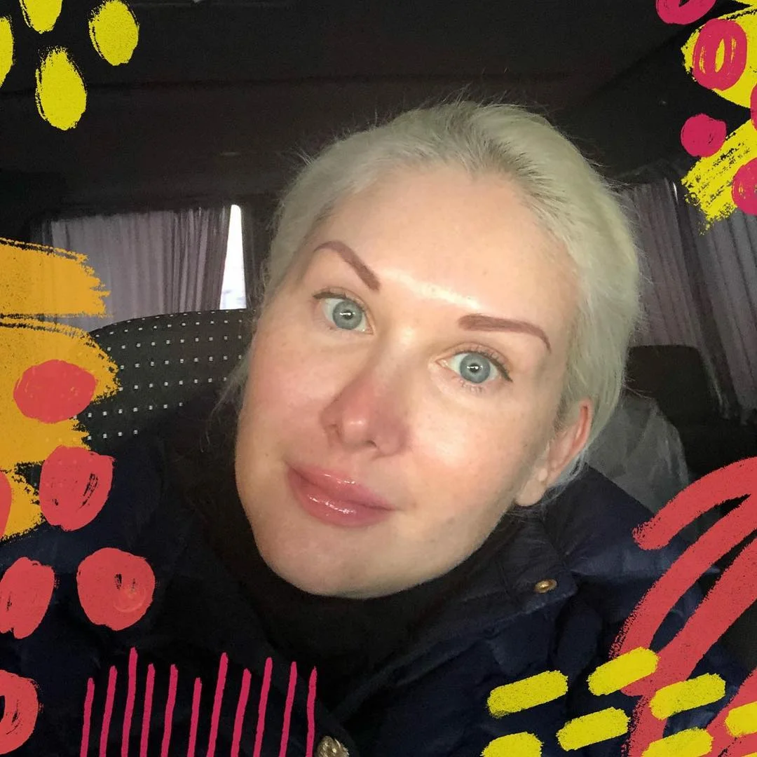 Эффектная Екатерина Бужинская показала себя совсем без макияжа - фото 412937