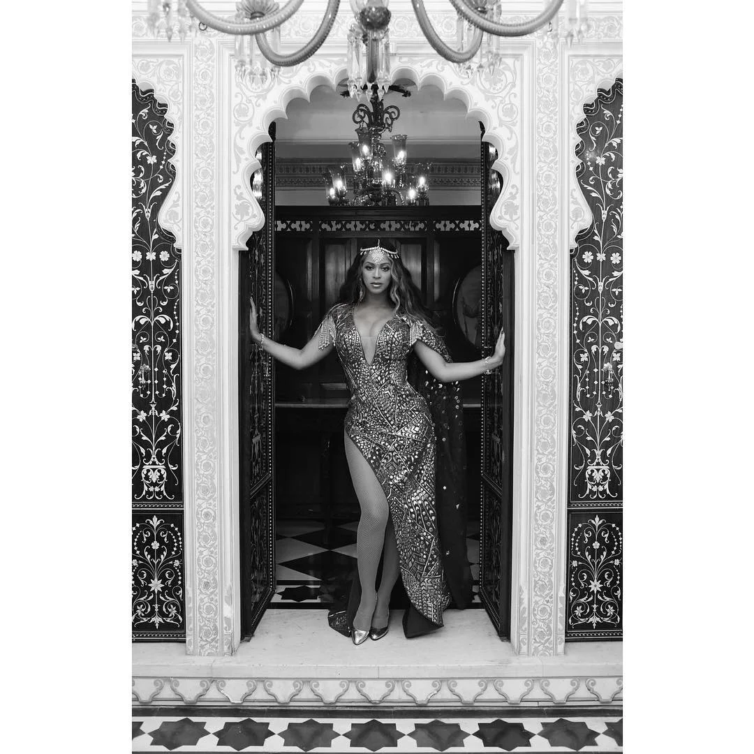 Бейонсе приміряла образ індійської богині і виглядає просто розкішно - фото 415033