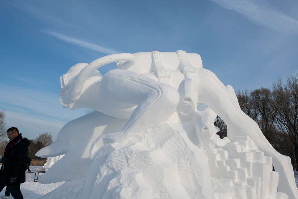 Ледяной мир: фестиваль ледовых скульптур 2019 поразит каждого - фото 417909