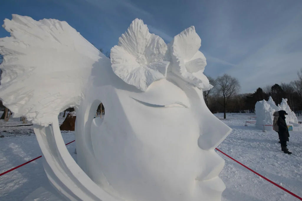 Крижаний світ: фестиваль льодових скульптур 2019 вразить кожного - фото 417910