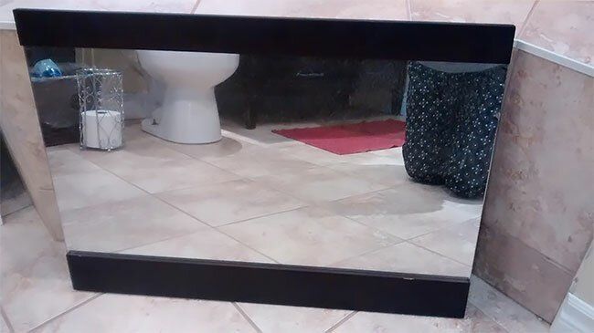 Люди, які продають дзеркала і намагаються не потрапити в кадр, розсмішать тебе до сліз - фото 418069
