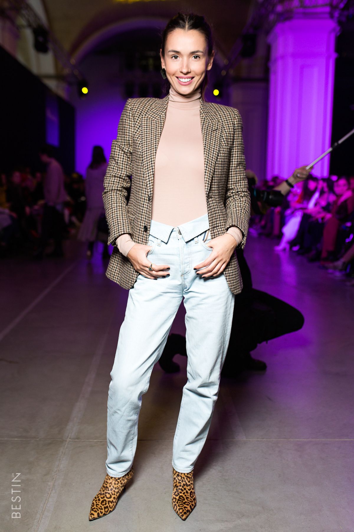 Ukrainian Fashion Week 2019: звездные гости и их стильные образы - 420346 Ukrainian Fashion Week 2019: звездные гости и их стильные образы - фото 420346