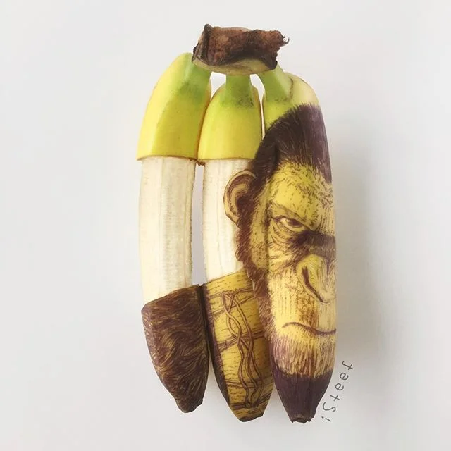 Креативный художник удивит тебя необычными картинами на банановых шкурках - фото 420380