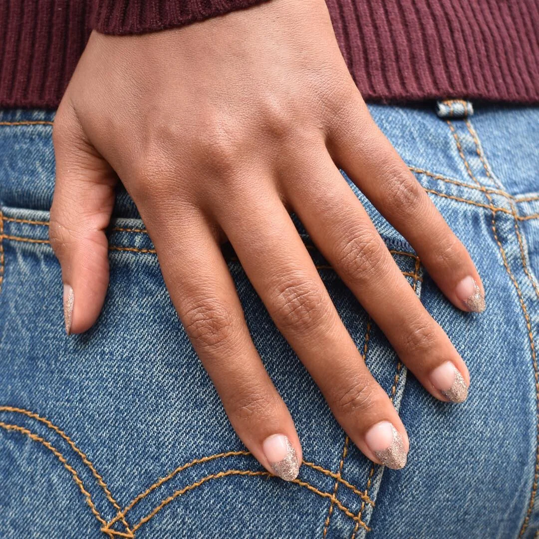 Натуральність в моді: прозорі нігті стануть трендом наступного сезону - фото 421069