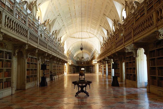 Эти шедевральные библиотеки вдохновят тебя скорее взять книгу в руки - фото 421312