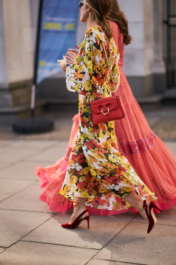 Вуличний стиль Тижня моди в Лондоні настільки крутий, що тобі захочеться брати приклад - фото 422584
