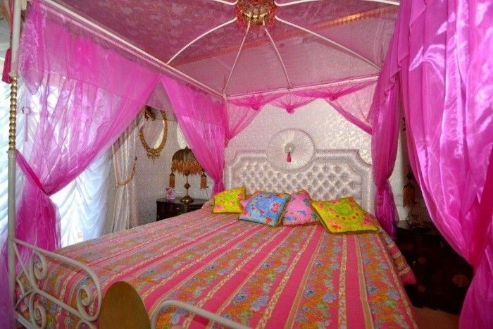 Береги глаза: риэлторы показали самые дикие интерьеры, которые когда-либо видели - фото 423587