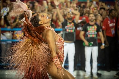 Самые откровенные наряды бразильского карнавала » Эротика, Фото НЮ, Знаменитости
