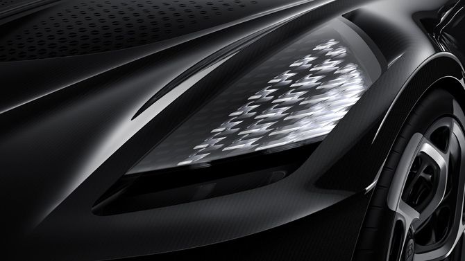 Bugatti випустила найдорожчу машину в світі, і ось як виглядає ця кралечка - фото 424296