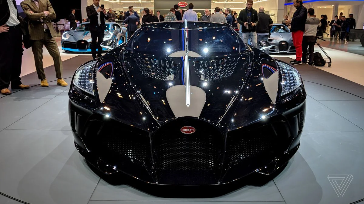 Bugatti выпустила самую дорогую машину в мире, и вот как выглядит эта красотка - фото 424299