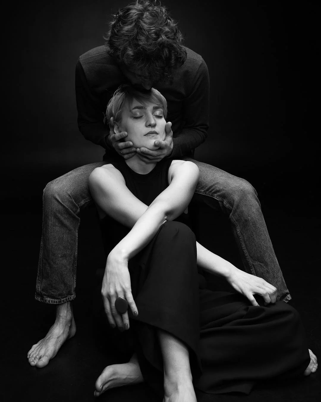 Віра Кекелія в чуттєвій фотосесії з коханим - це справжня естетична насолода - фото 425098