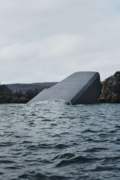 Как выглядит первый в Европе подводный ресторан - фото 425938