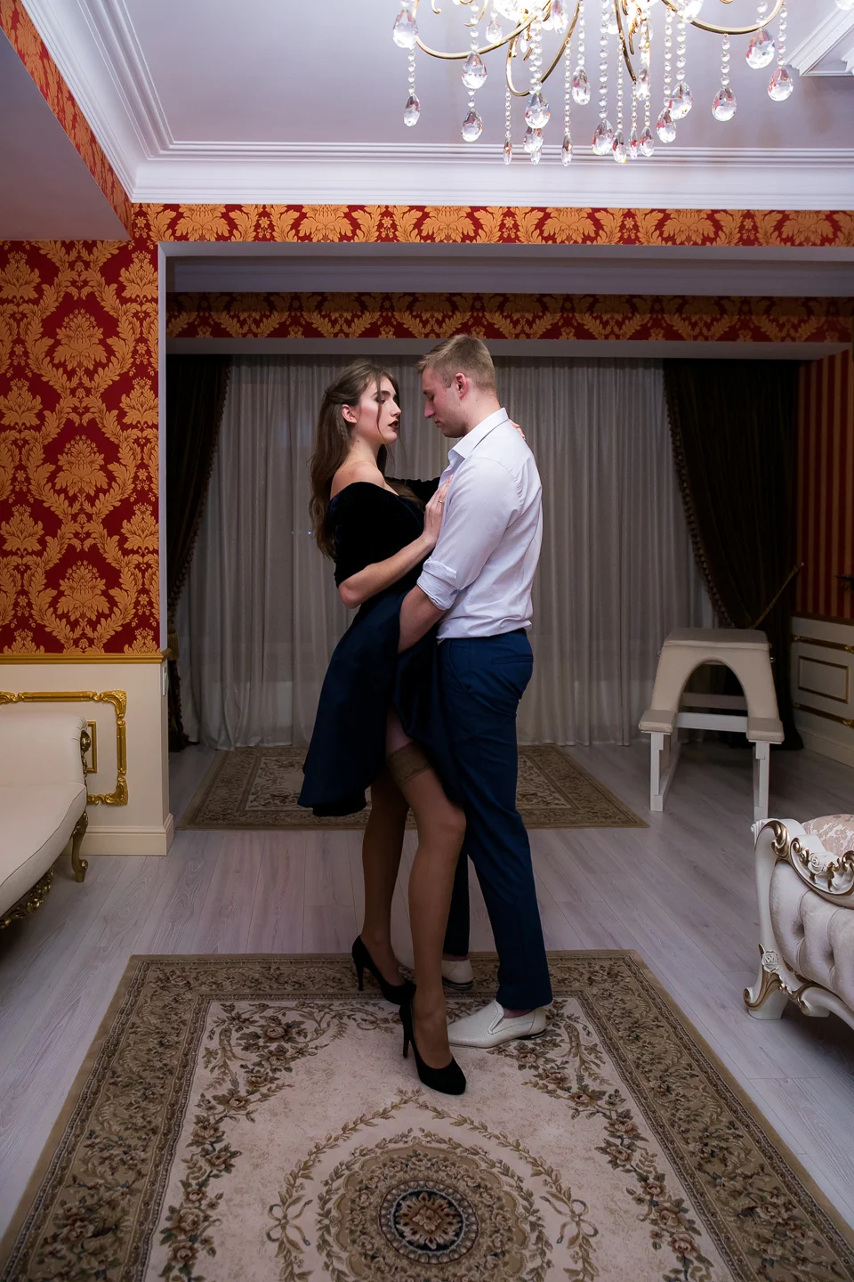 Как горячо: украинские звезды потусили в отеле для ролевых игр Cherry Twins - фото 426925